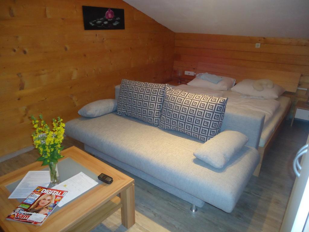 Landhaus Bergzeit ฟิลซ์โมส ภายนอก รูปภาพ